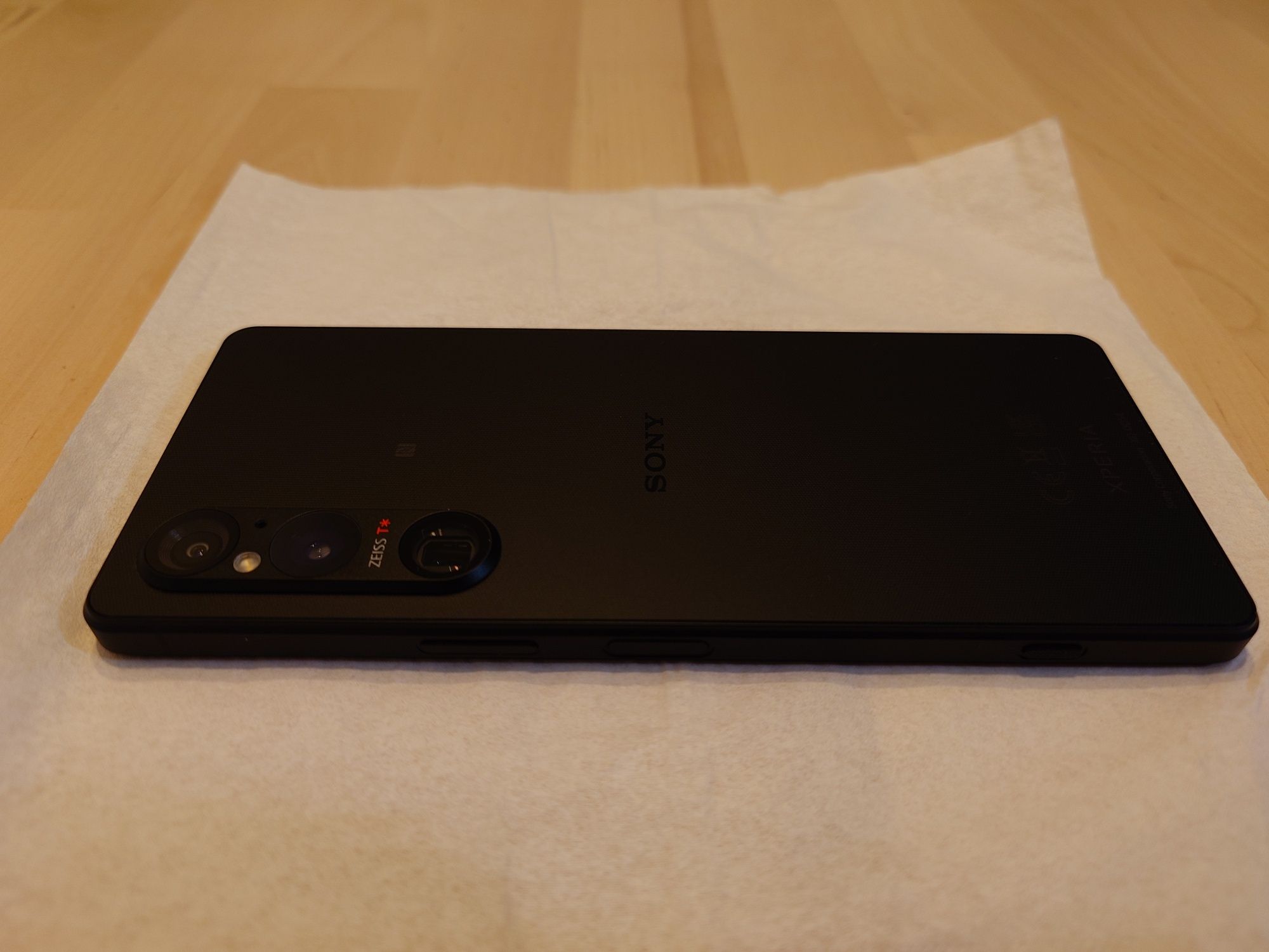 Sony Xperia 1 mark V, gen 5, 12gb / 256gb XQ-DQ54 jak nowy