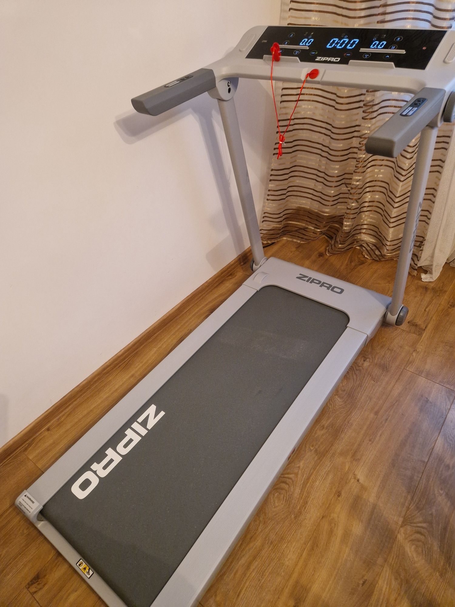 Domowa Nowa bieżnia ZIPRO