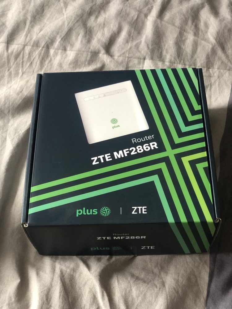 Router ZTE MF286R