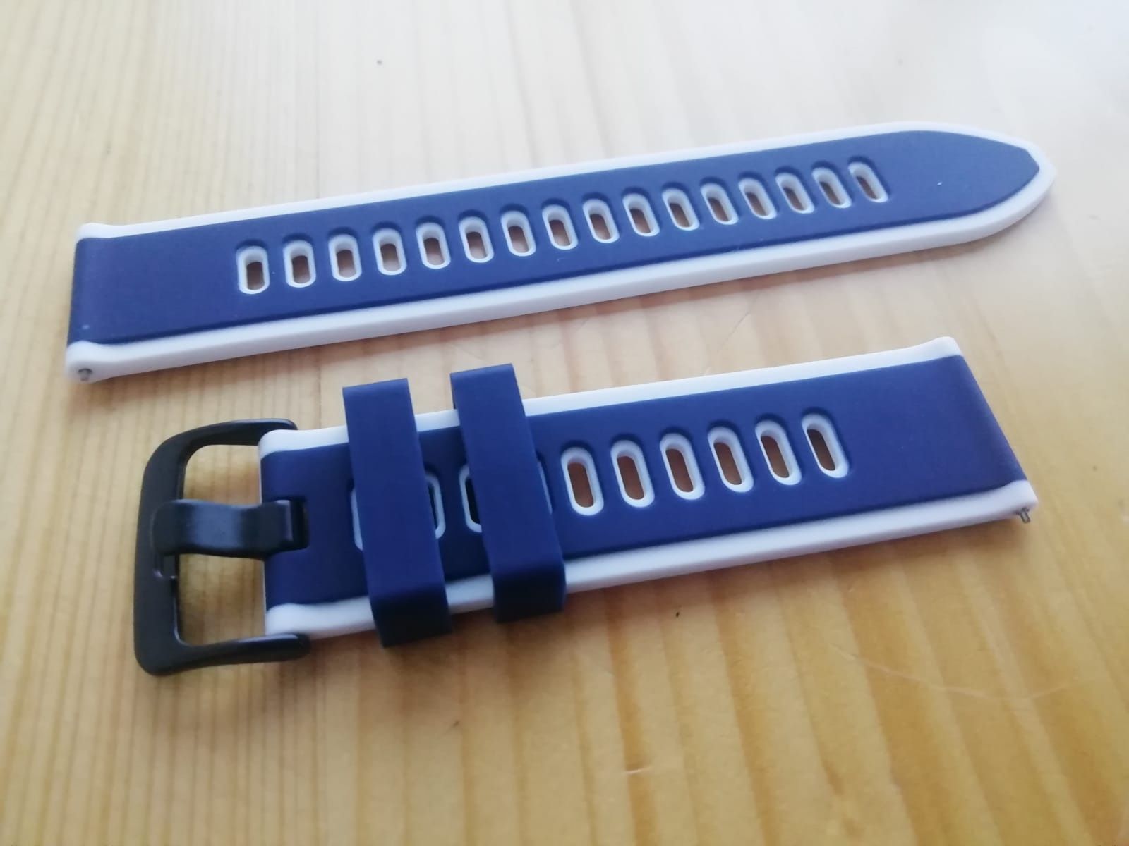 Bracelete 22mm em silicone (Nova) Azul e branca