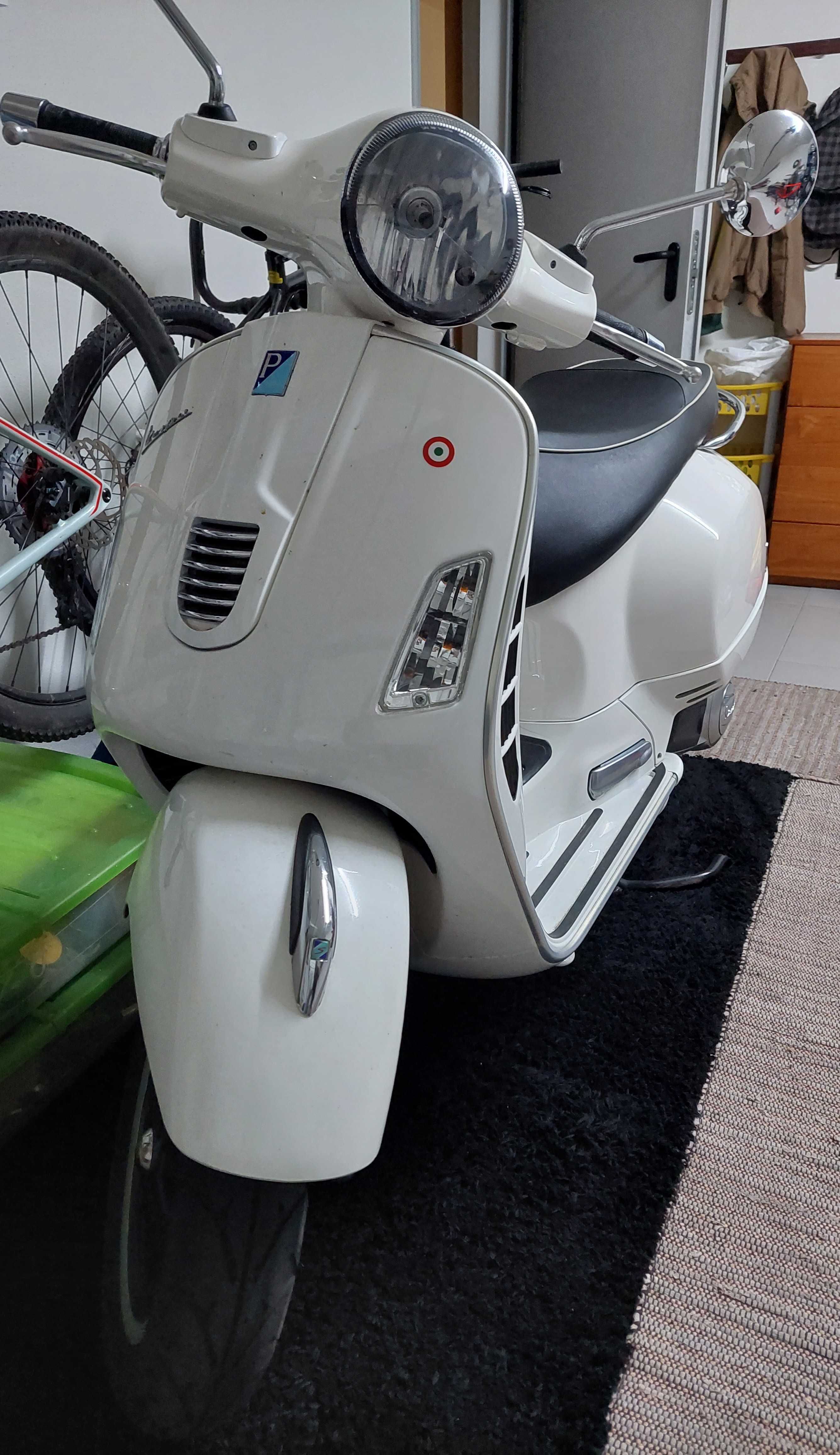 Vespa gts 125 como nova