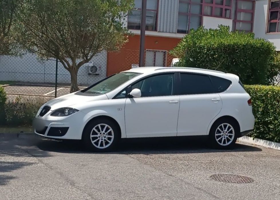 Seat altea XL 1.6 TDI 2011 Style Ecomotive só 1 proprietário impecável