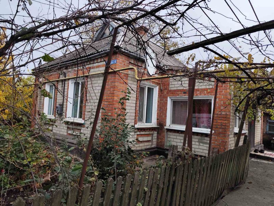 Продаем кирпичный дом Криворожский район, с. Червоне