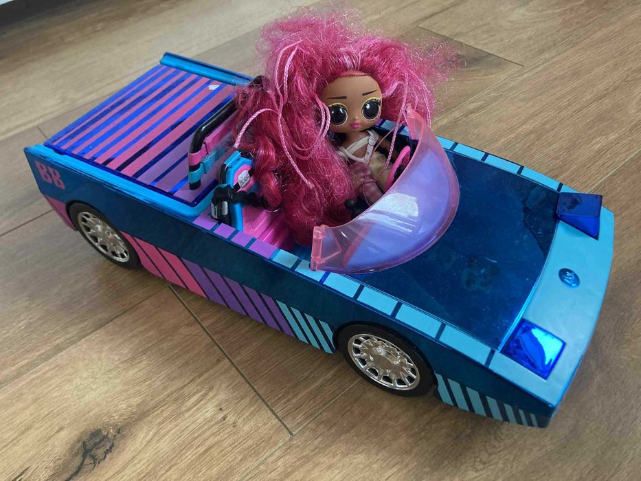 Domek L.O.L Surprise  + samochód L.O.L + laleczki