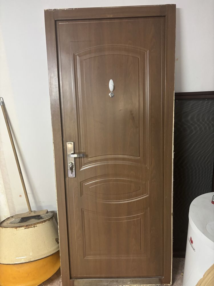 Drzwi stalowe metalowe techniczne przeciwpożarowe  El30 El60
