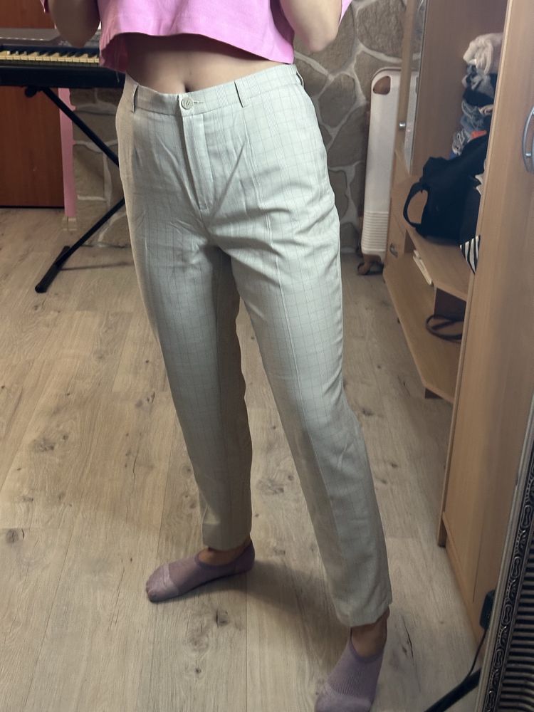 Eleganckie beżowe spodnie w krate z kantem damskie 38 M