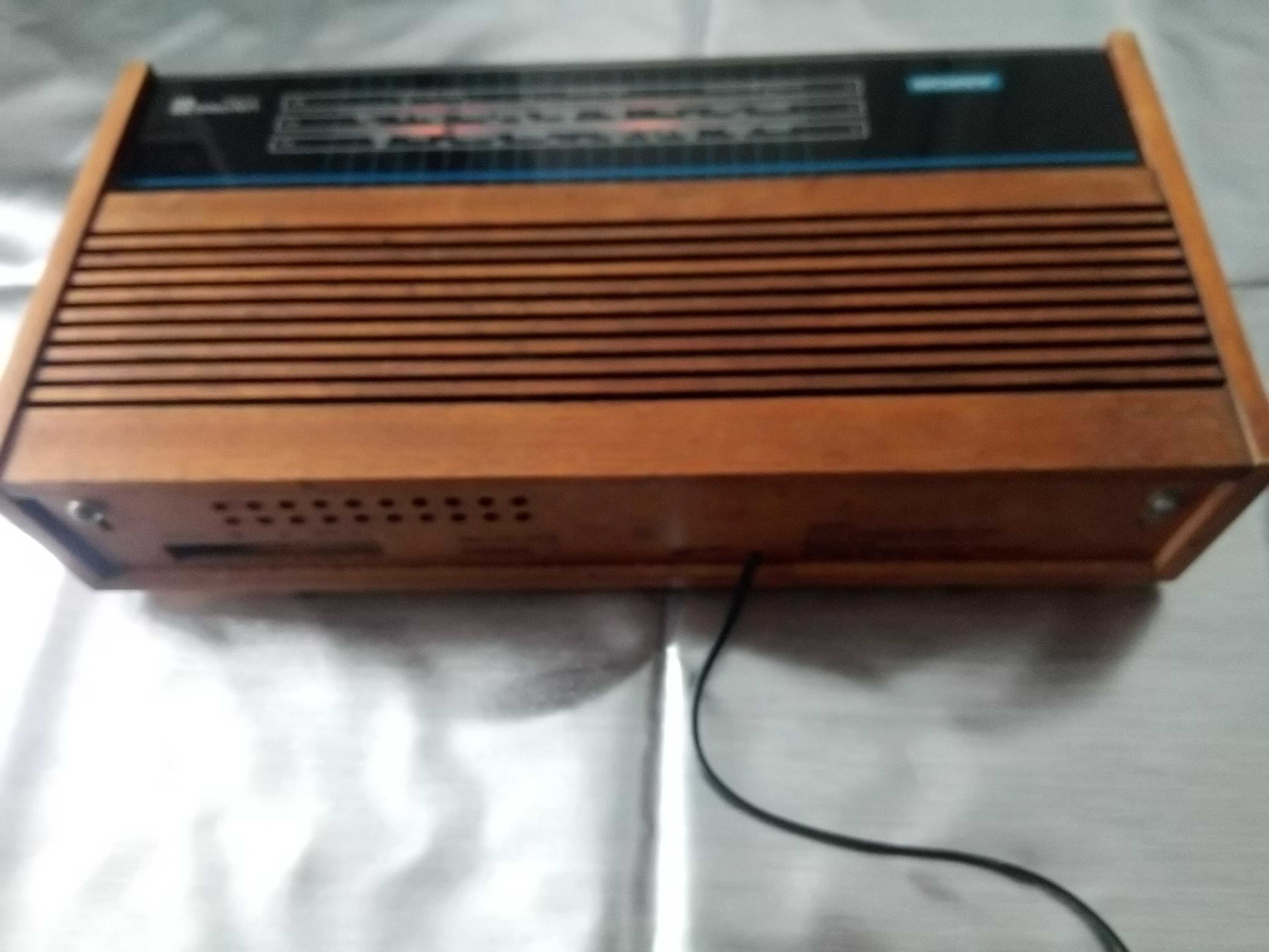 Radio UNITRA Diora Amor