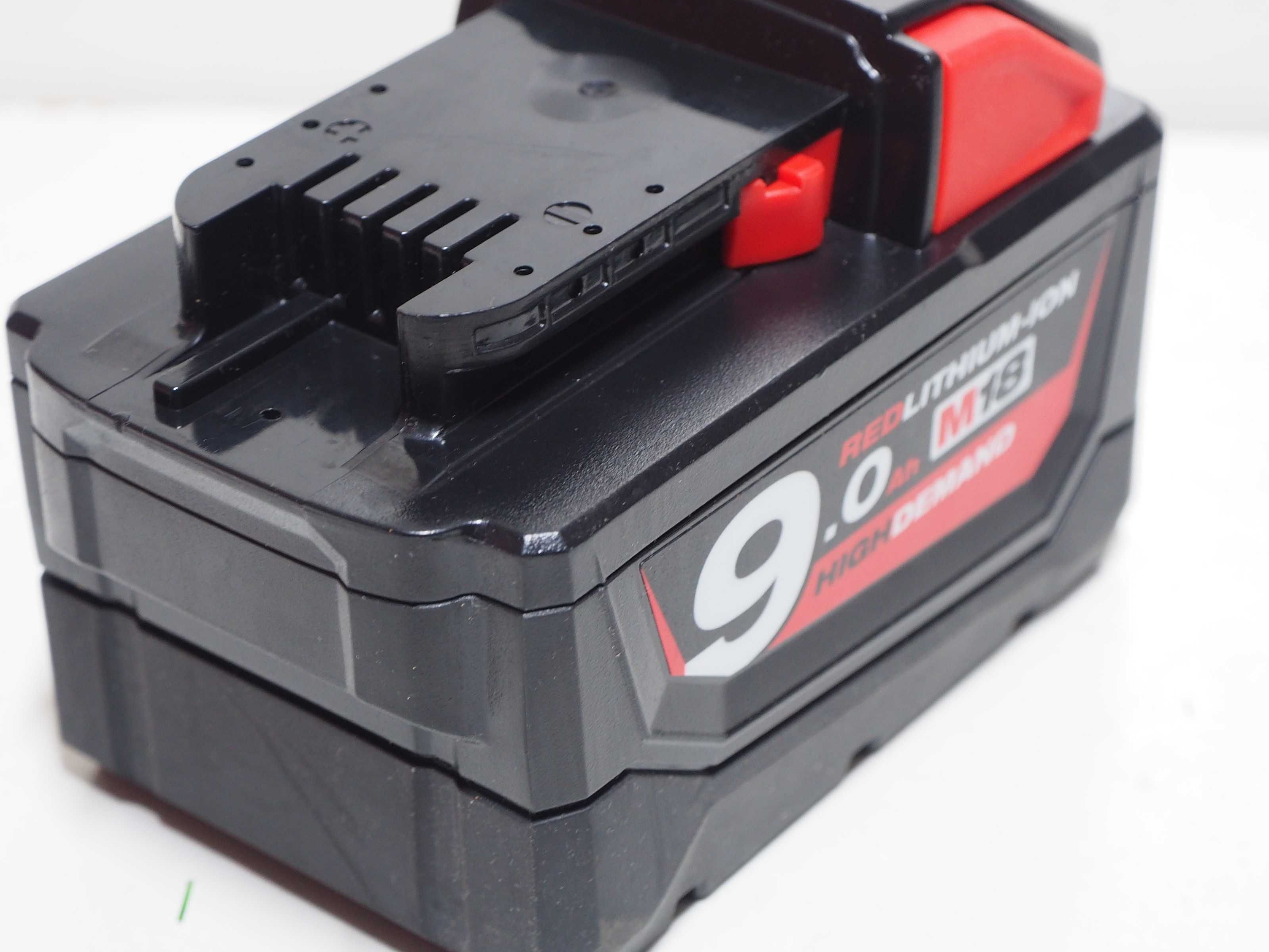 Akumulator MILWAUKEE 18v 9Ah bateria berner bti