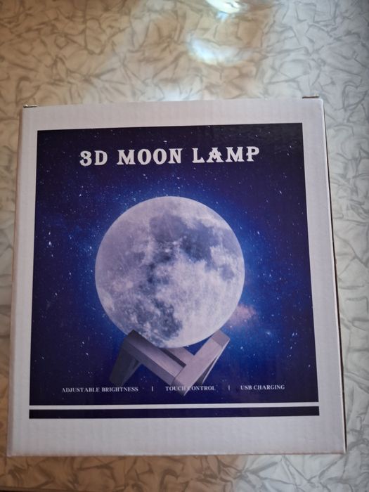 3D лампа -ночнічок "Місяць"