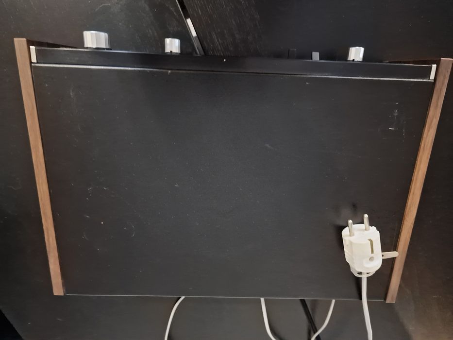 Tuner Sansui TU-505 odbiornik radiowy