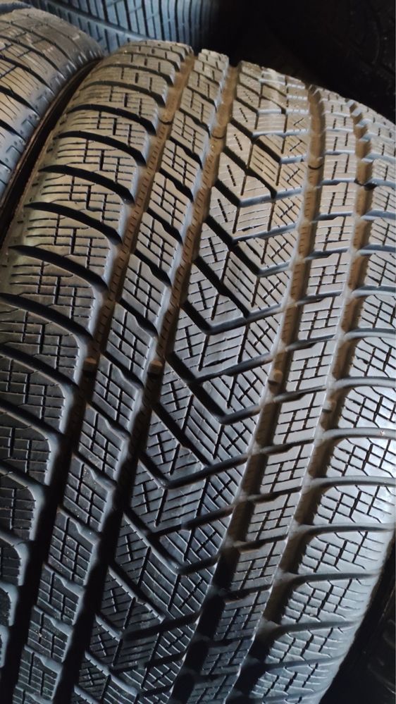 295/35/21+265/40/21 R21 Pirelli Scorpion Winter 4шт зима