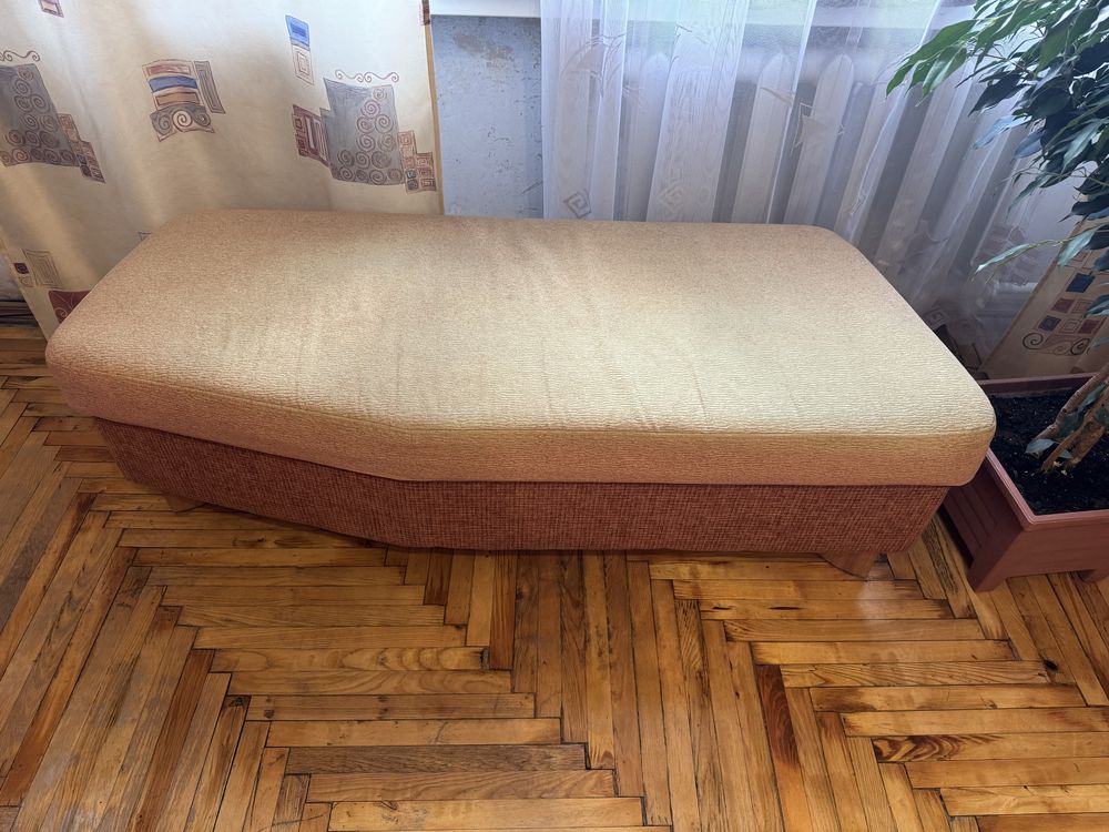 Продам диван-уголок
