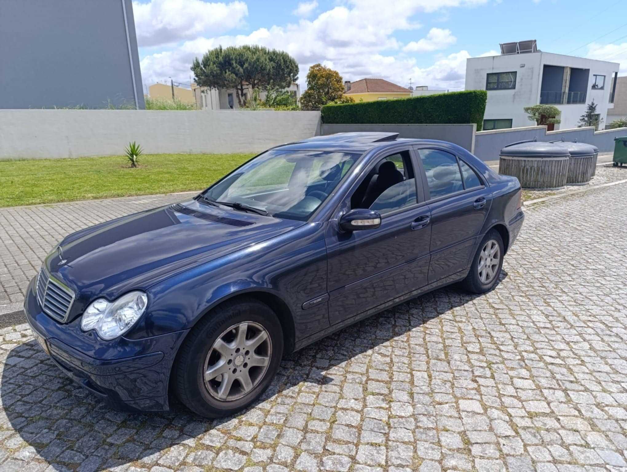 Mercedes Benz 220 classe C  CLASSIC  Caixa automática