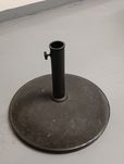 Base em betão para chapéu de sol