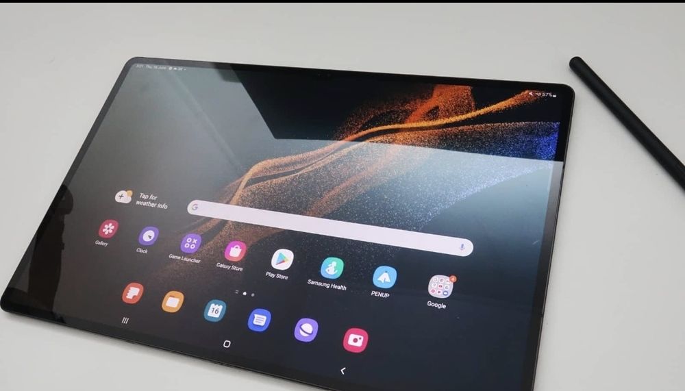 Tablet Samsung Galaxy Tab S8, entregue com caixa e fatura.