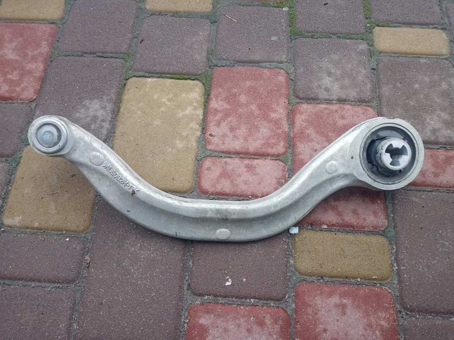 ричаг тесла модел у модел3