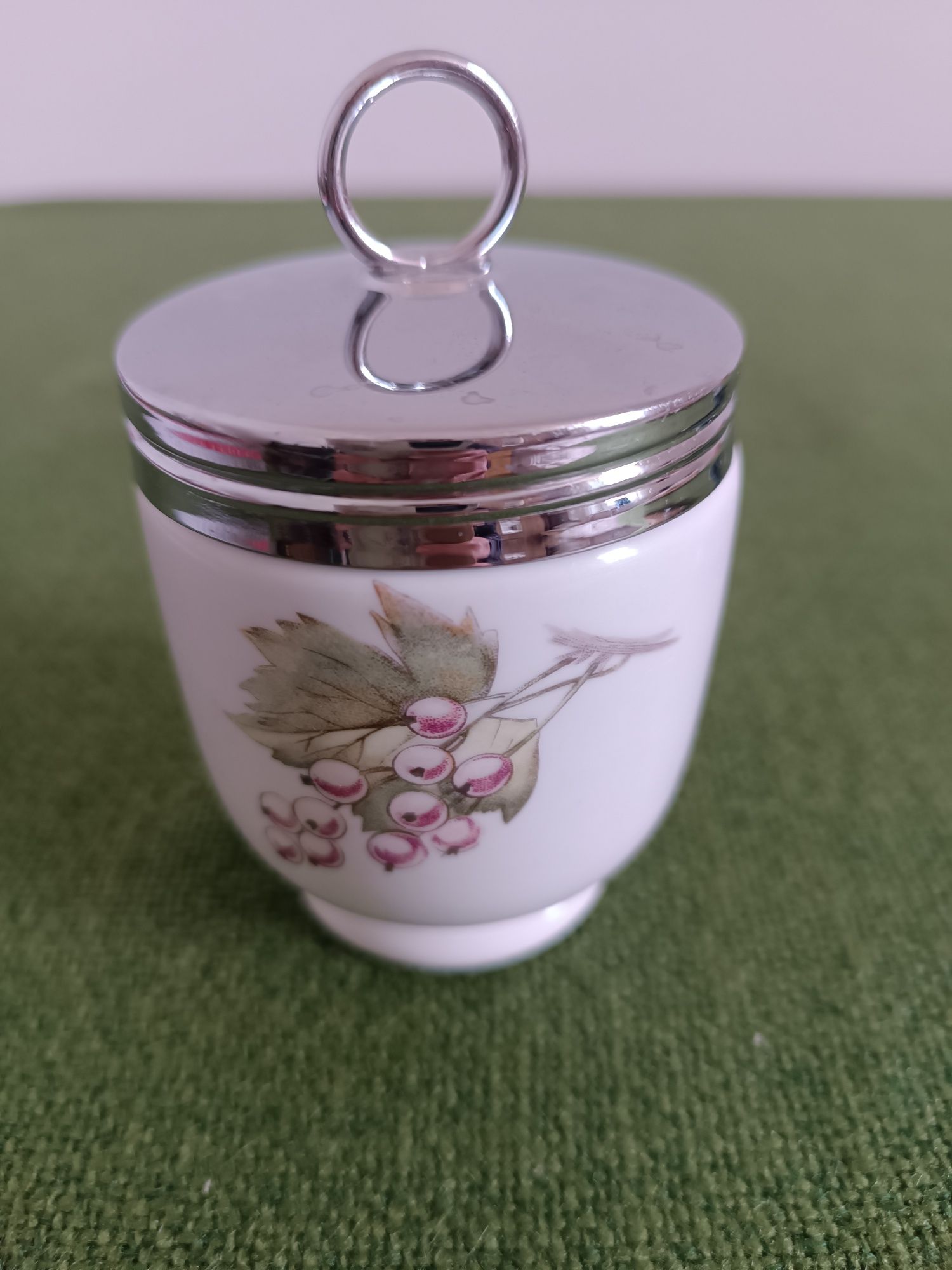 Pojemnik na jajko Royal worcester