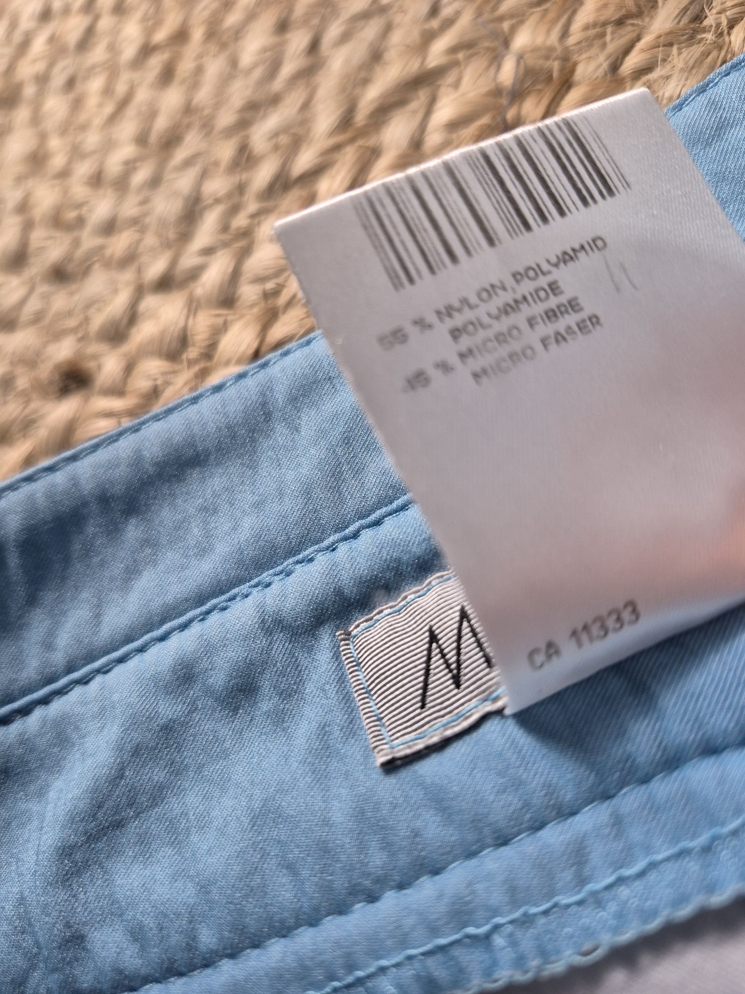Niebieskie spodnie 7/8 Marc Cain Sport, rozmiar L/XL, lekkie i wygodne