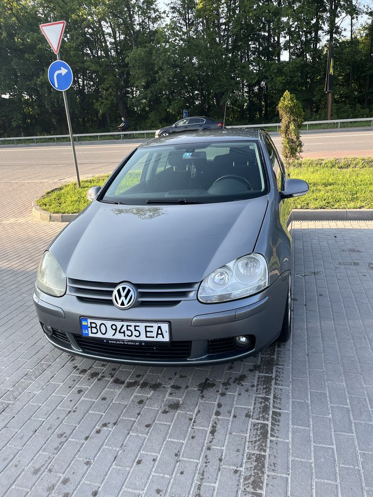 Volkswagen Golf V гольф 5 покоління 2008 рік 1.4 mpi
