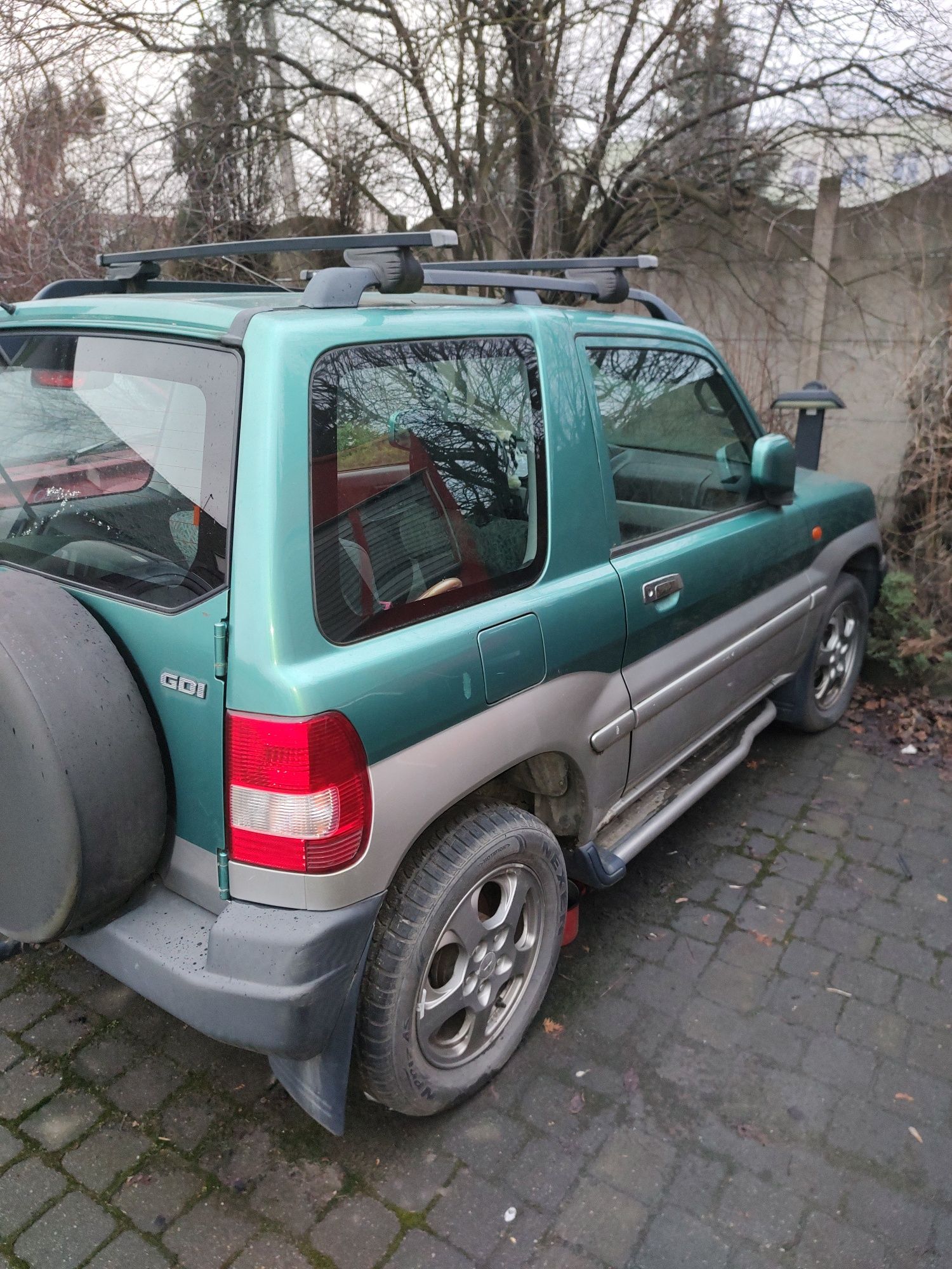 Mitsubishi Pajero pinin części drzwi maska progi klapa zderzak