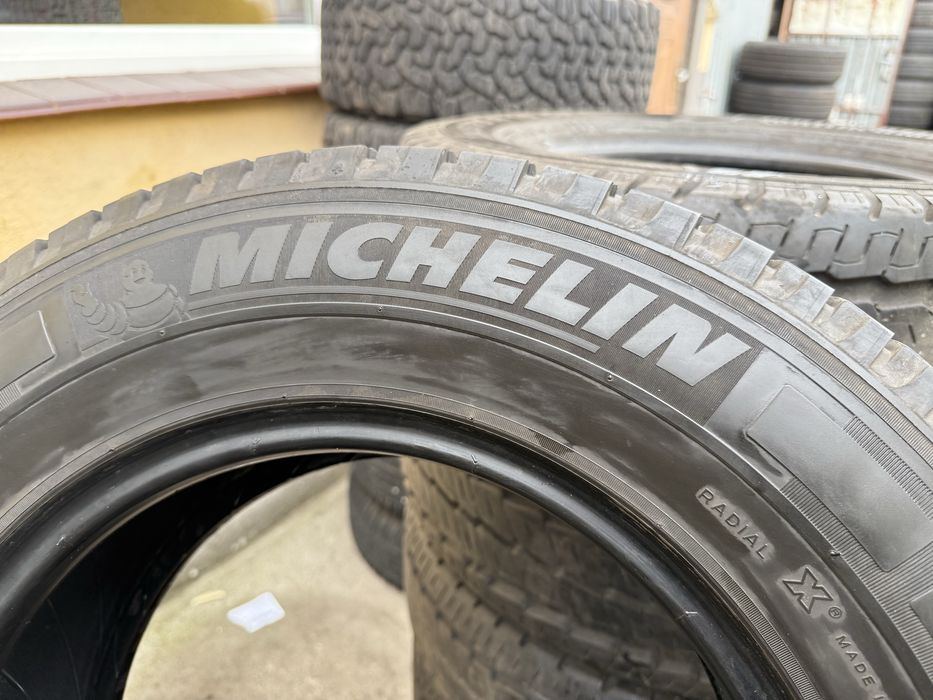 2xMichelin 215 70r15c., 2020 7.4mm