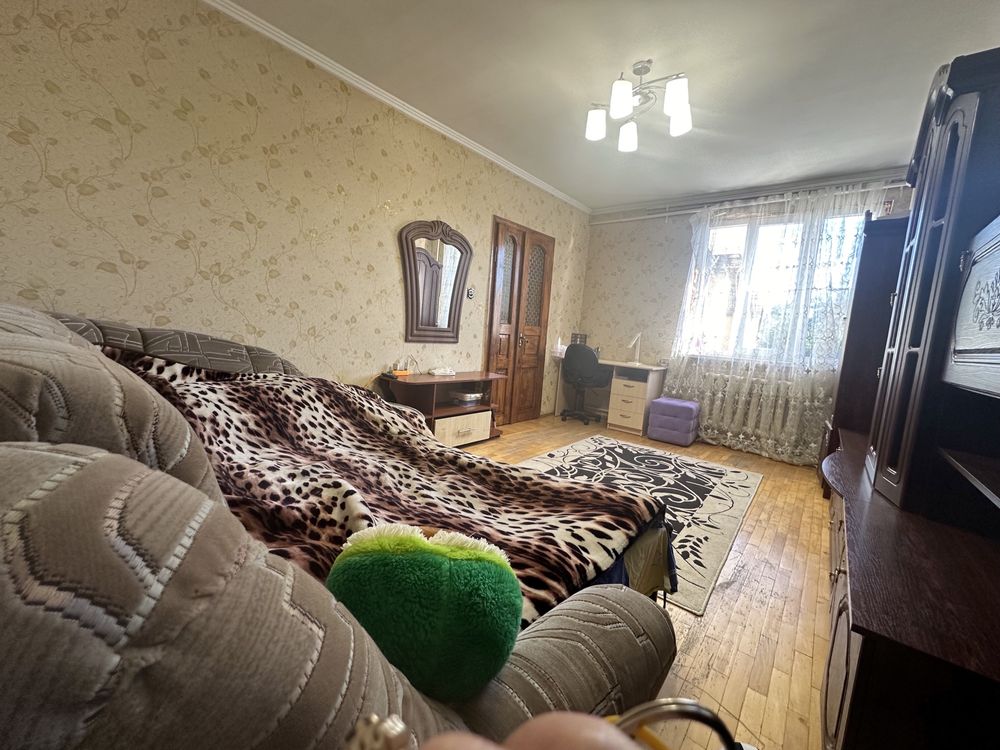 Продаж частини будинку з 3 кімнатами (вул. Кишинівська)