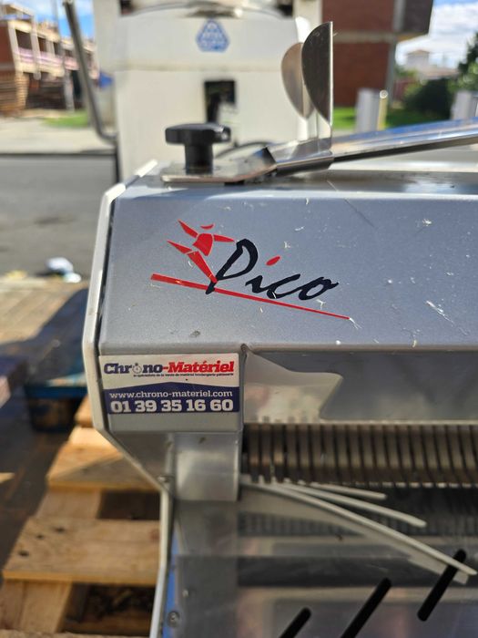 Fatiadora de Pão Industrial JAC Pico – Modelo MJL 450/11