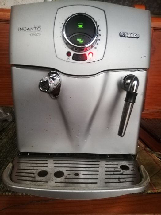 Máquina de café saeco automática