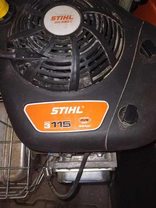 Rozdrabniacz spalinowy do gałęzi STIHL