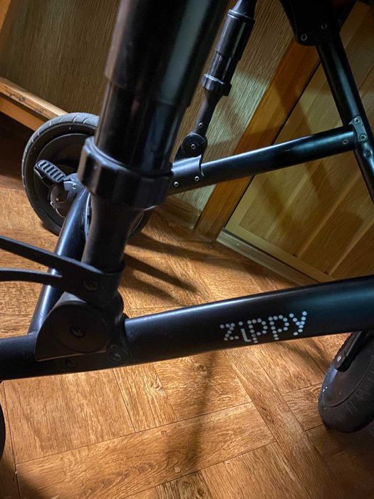 Коляска Zippy Ria 2 в 1