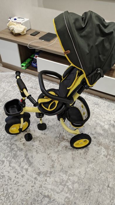 Продам детский велосипед трёх колесный ,был в использовании 1 год.