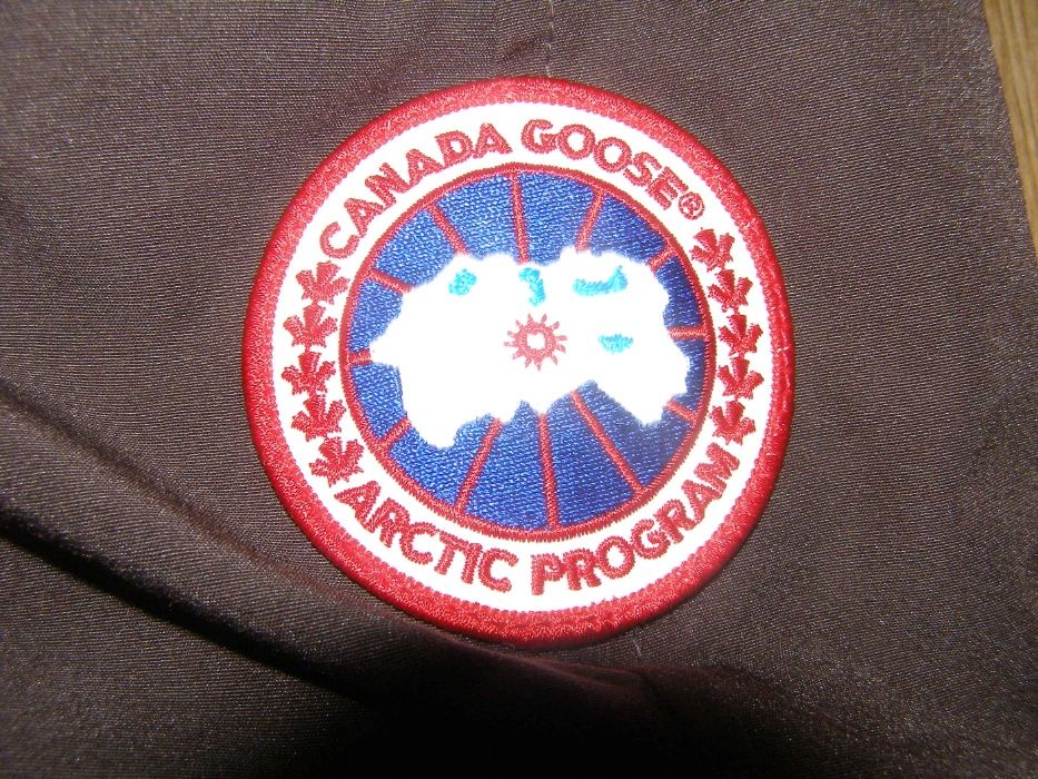 пуховик оригинал canada goose foxe