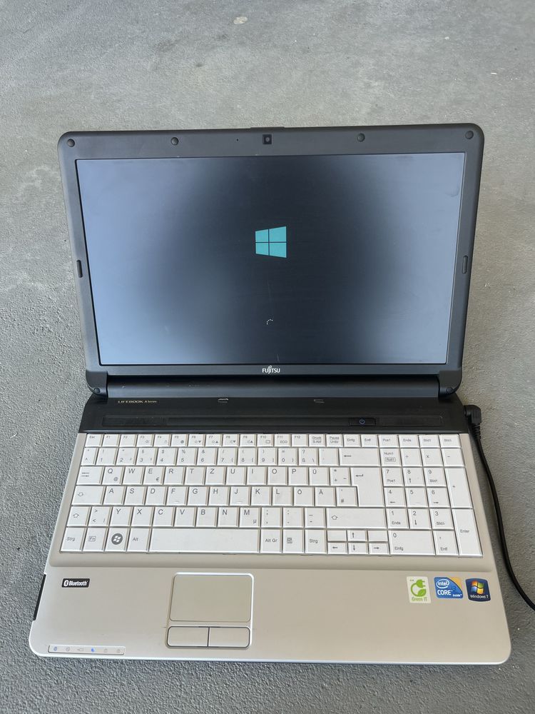 Sprzedam laptopa