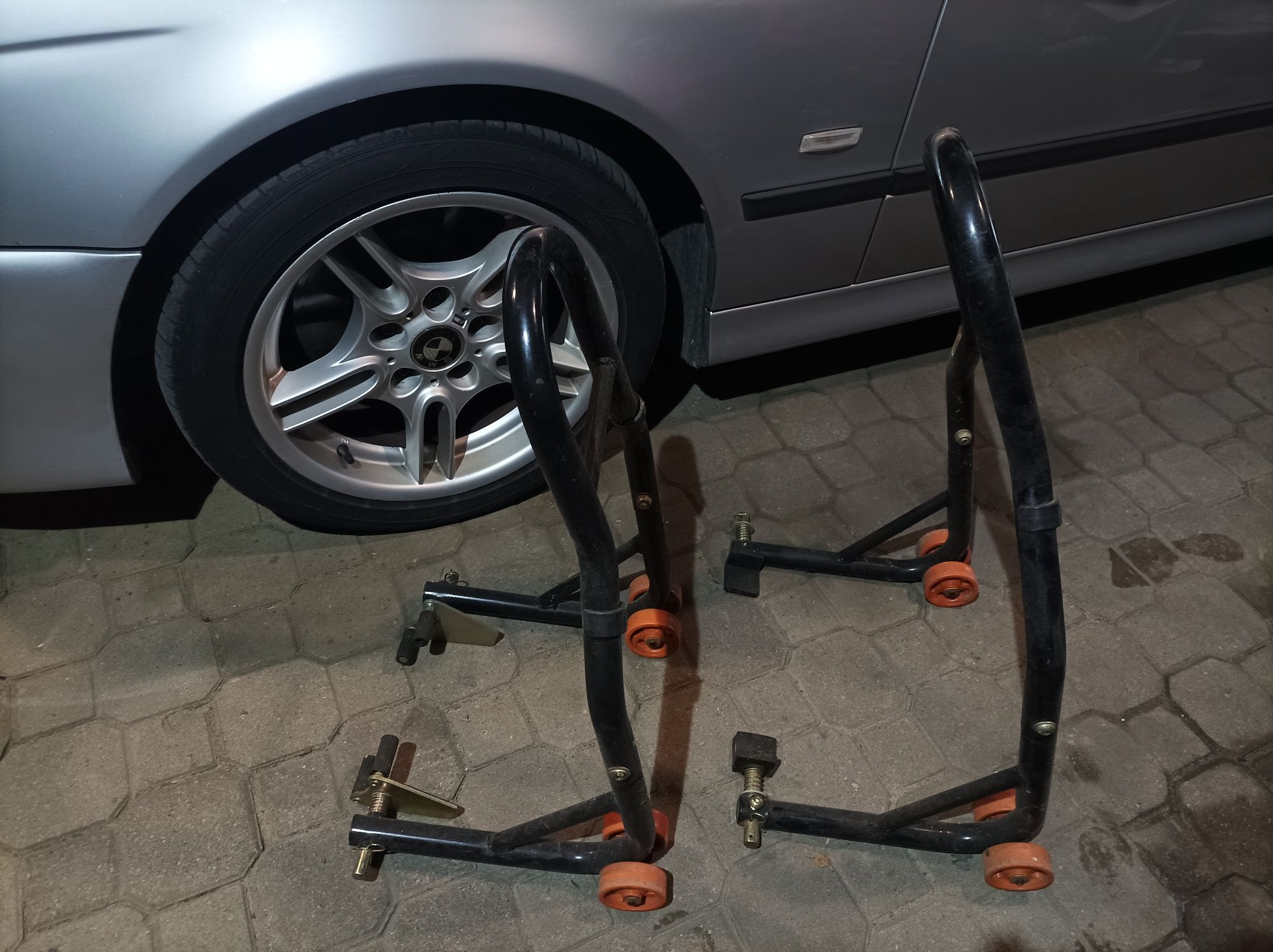 Stojak motocyklowy podnośnik przód i tył komplet