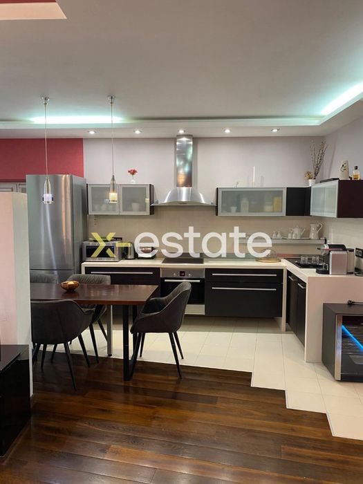 Комісію сплачує власник!!! 3х кімнатна квартира в Центрі