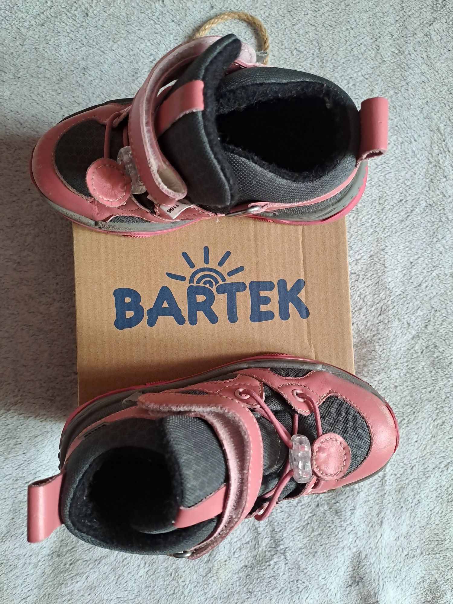 Продам дитячі демісезонні ботинки фірми Bartek