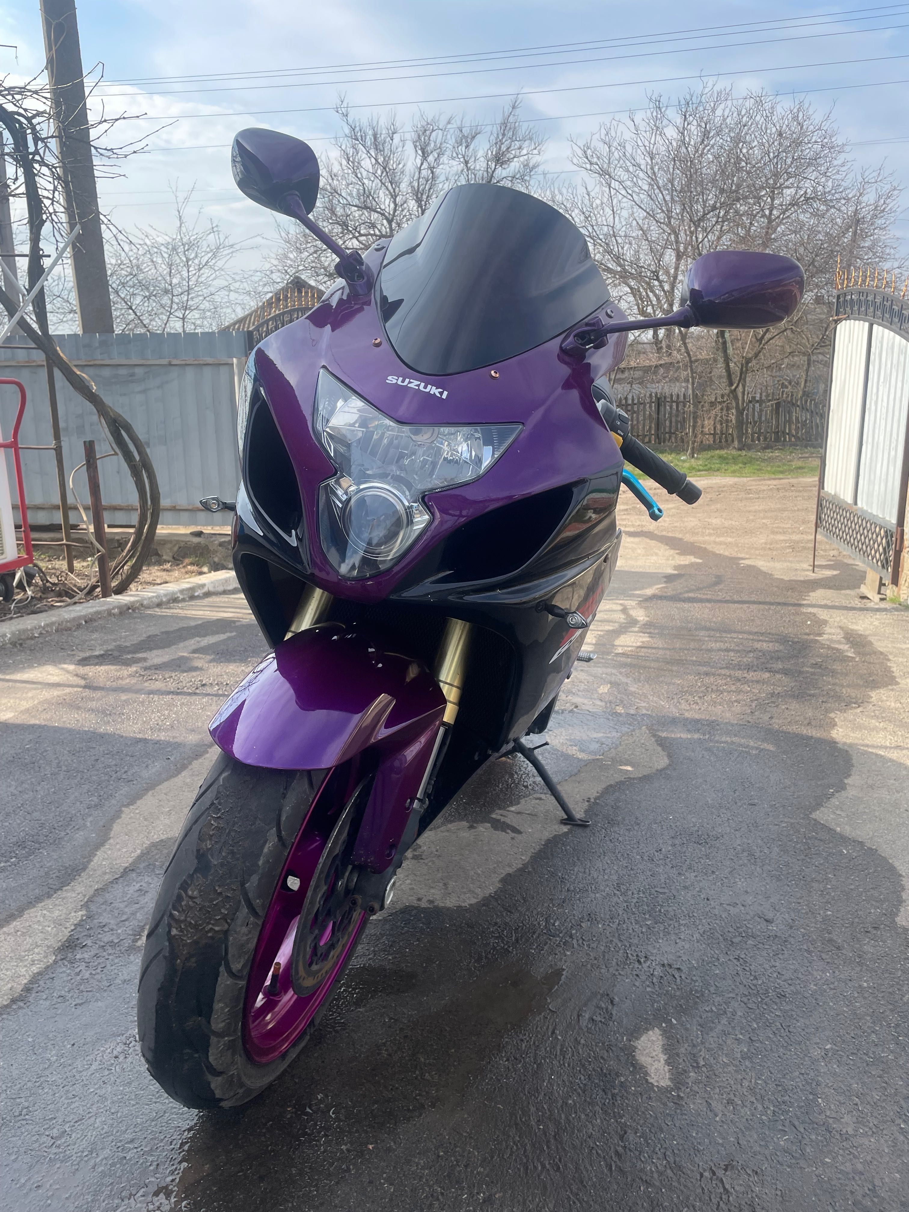 Suzuki GSXR 600 к5