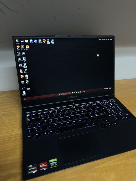 Lenovo Legion 5 – Ryzen 5 5600H + RTX 3060 + 16GB RAM