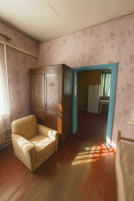 Бюджетна частина будинку на Подолі.