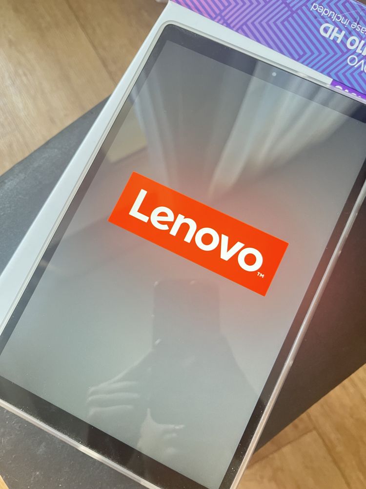 Планшет Lenovo