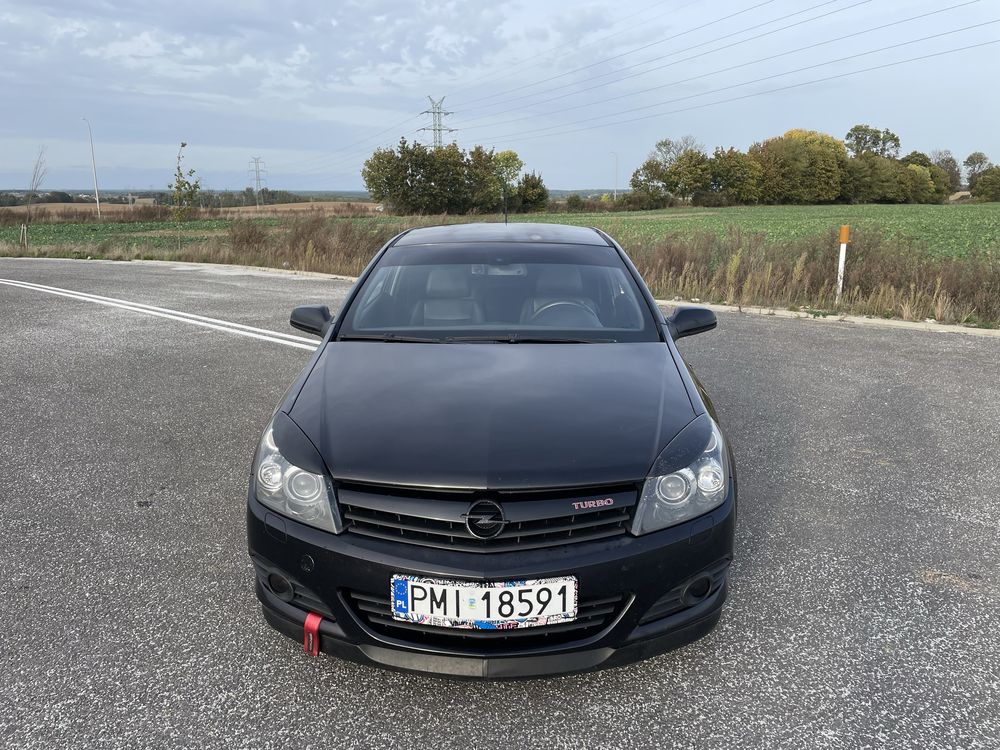 Opel Astra h Gtc 2.0t 200km
