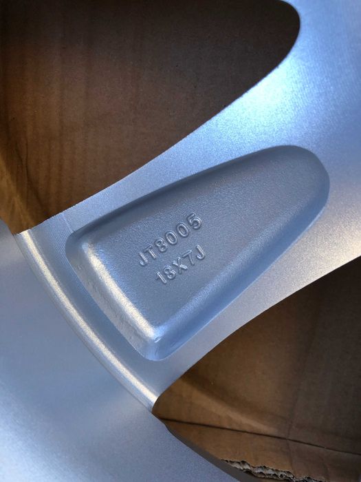 Felgi  aluminiowe nowe