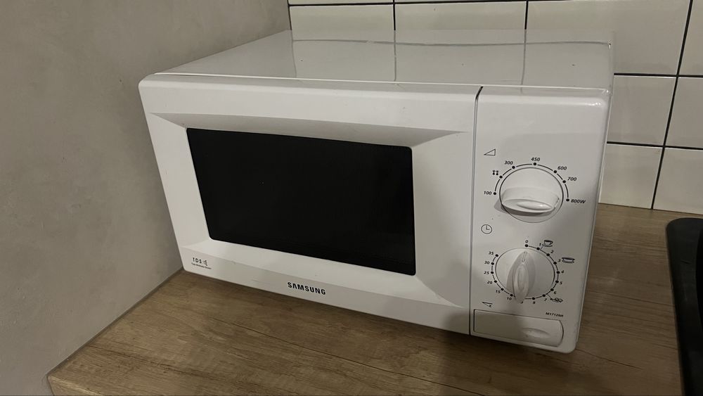 Микрохвильва піч