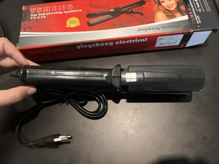 Vendo alisador de cabelo nunca usado