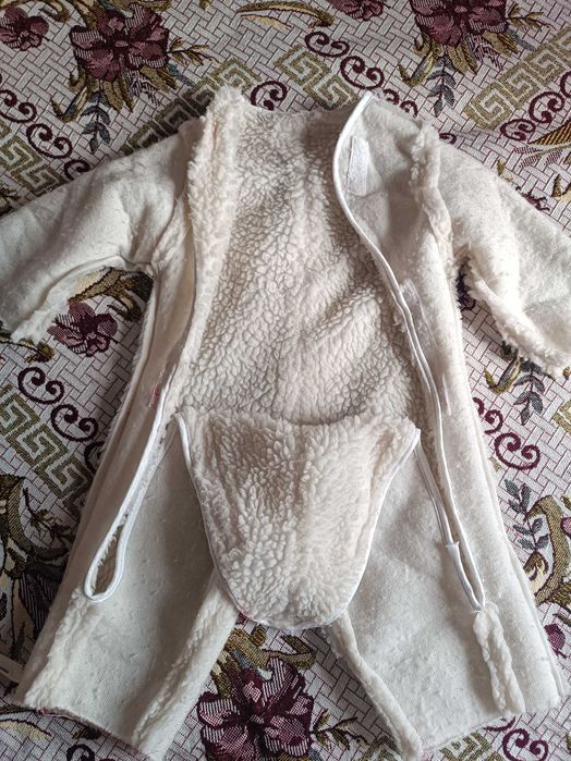 Продам дитячі комбінезони