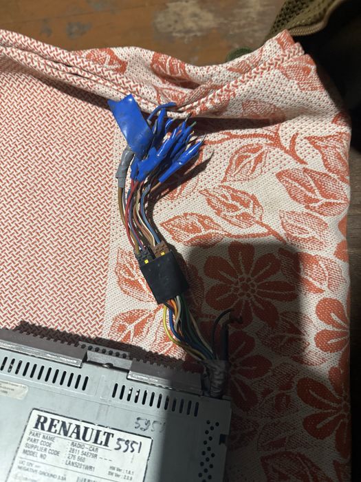 Автомагнітола Renault