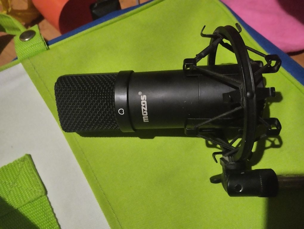 Mikrofon firmy mozos polecam