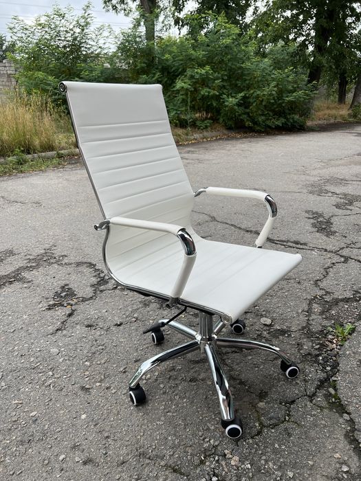 Розпродаж офісних крісел, самовивіз, брак