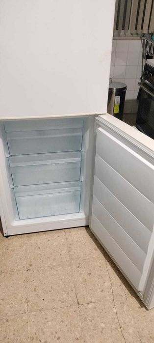 Combinado Daewoo - Classificação Energética A++ - Bom Estado