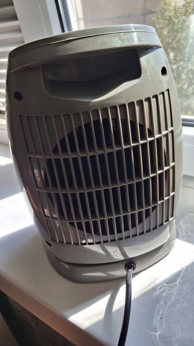 Продам обігрівач Alesi Fan Heater FN-03C
Продам обігрівач Alesi Fan He